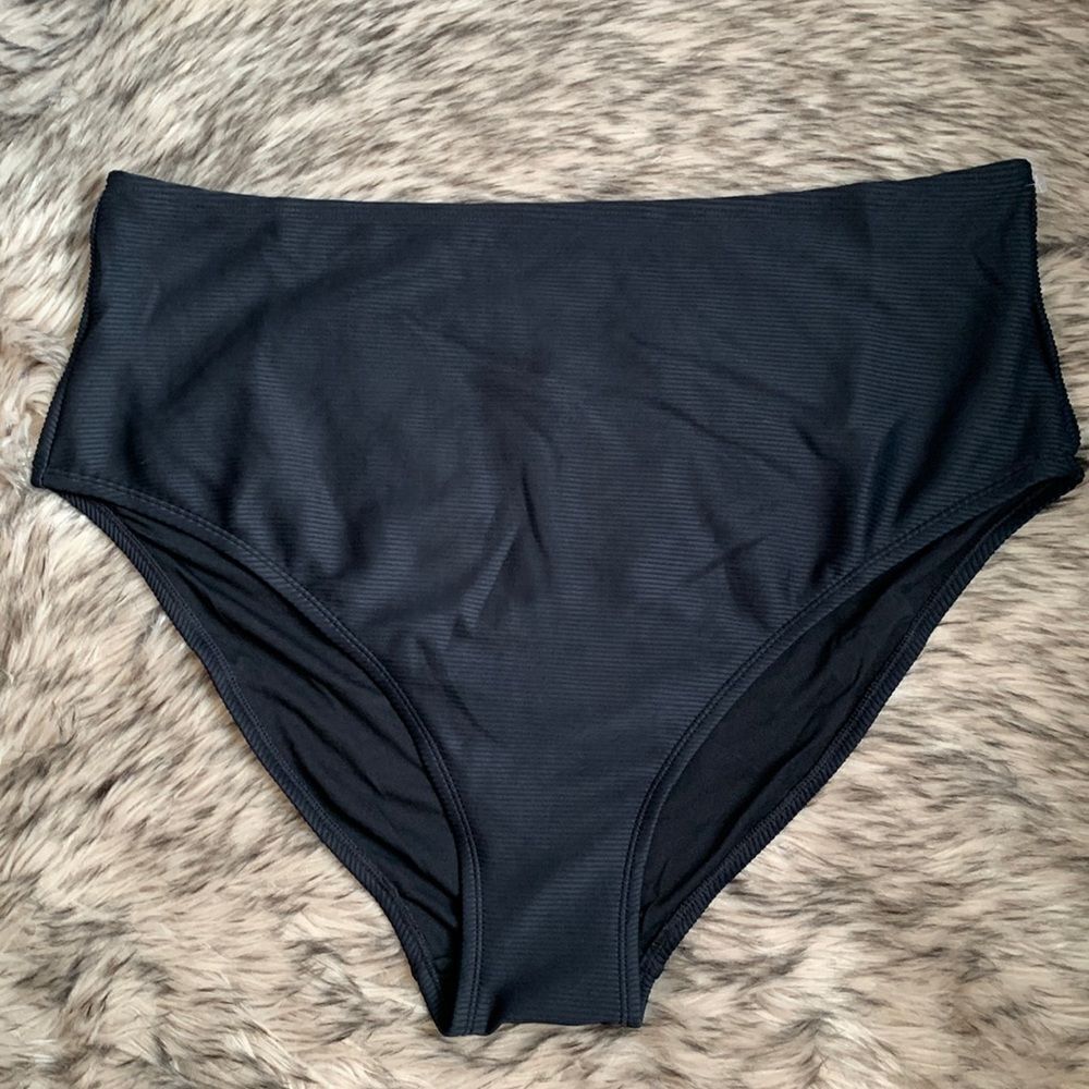 Fashion to Figure Plus Swimwear Ribbed Swim Bikini Bottoms 4X Black